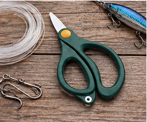 saltwater-fishing-tools-and-ceramic-scissors.jpg